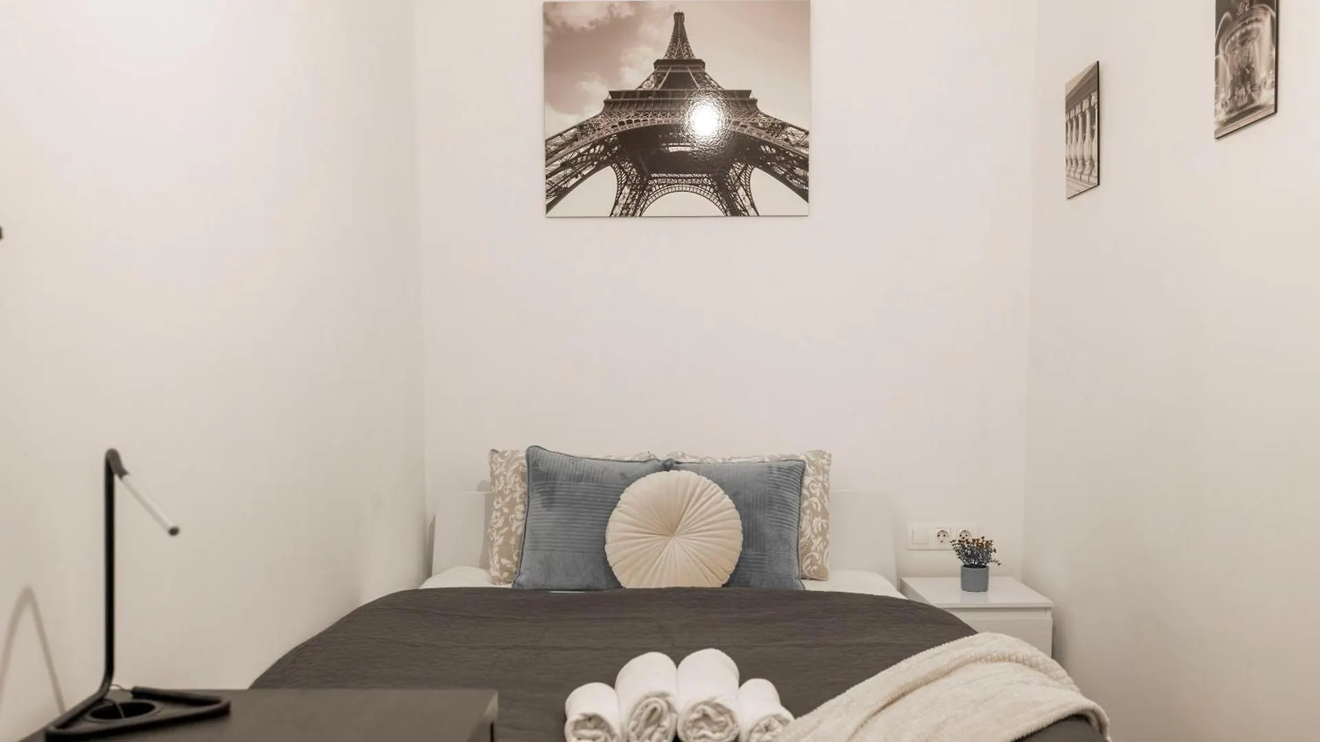 Central Bp Superior Apartment With 2Bedrm, 2Bathroom Budapeszt 0*,  Węgry